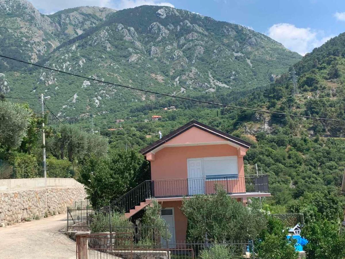 Ostojic lux apartman Apartment Kotor Exterior foto